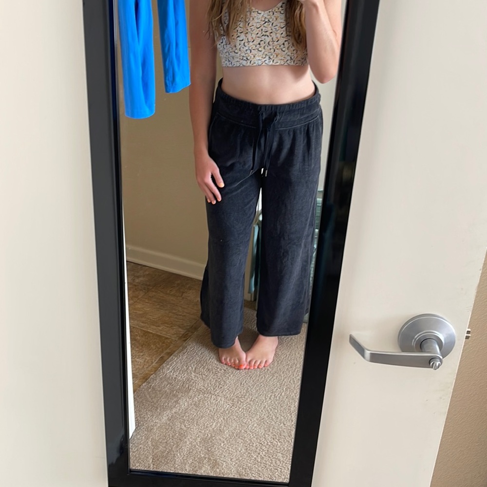 Lululemon pants